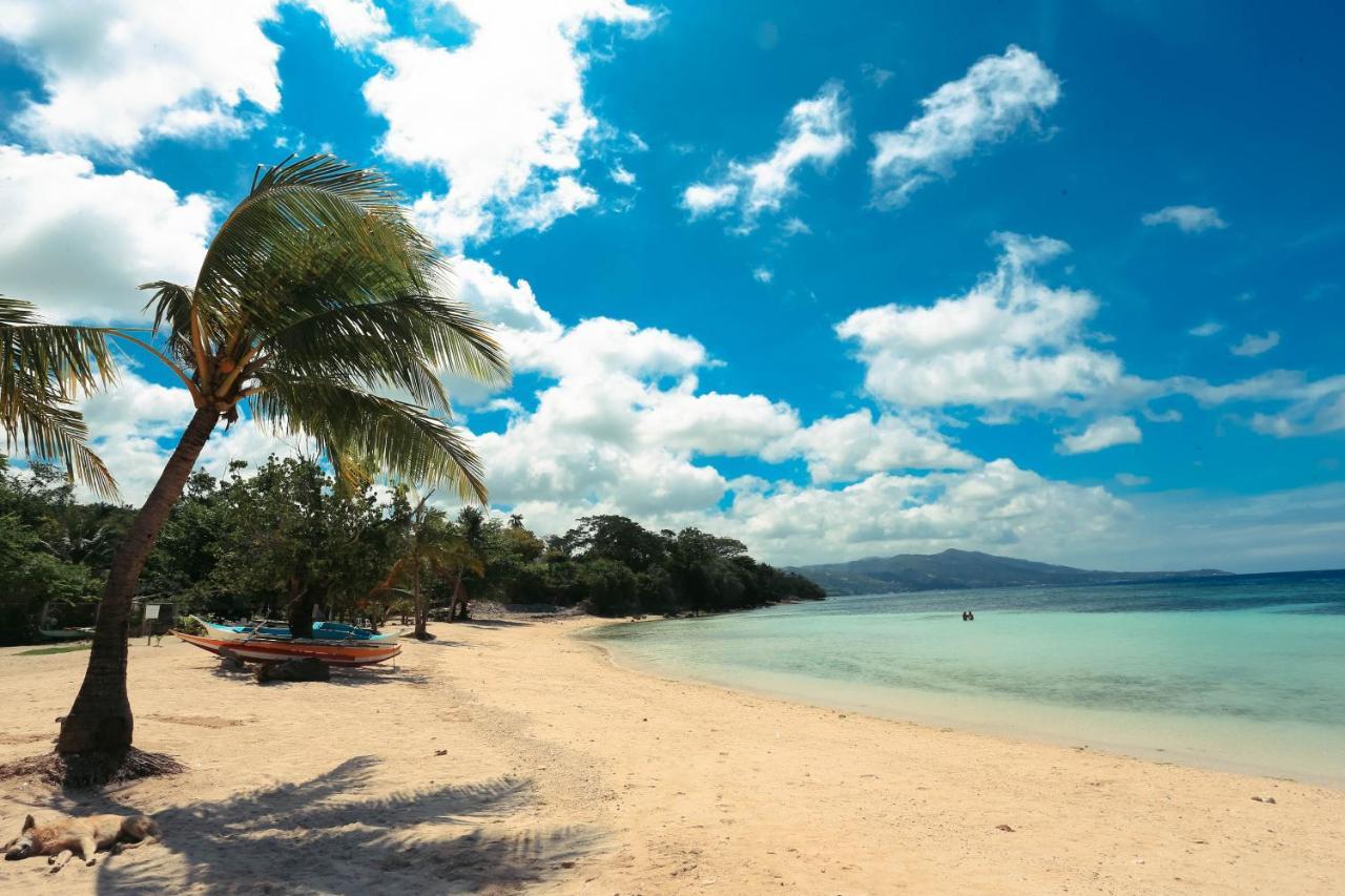Marika Resort Badian Luaran gambar