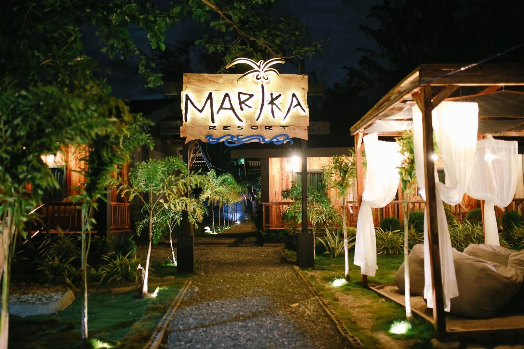 Marika Resort Badian Luaran gambar