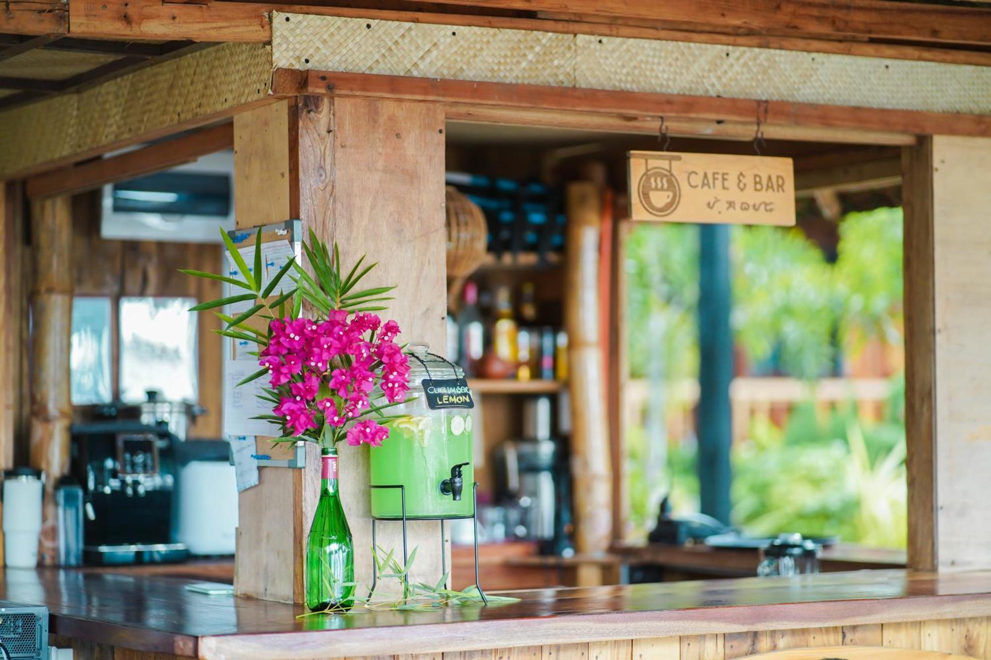 Marika Resort Badian Luaran gambar