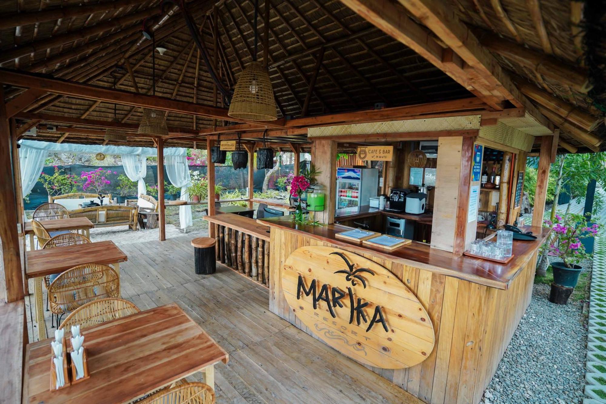 Marika Resort Badian Luaran gambar