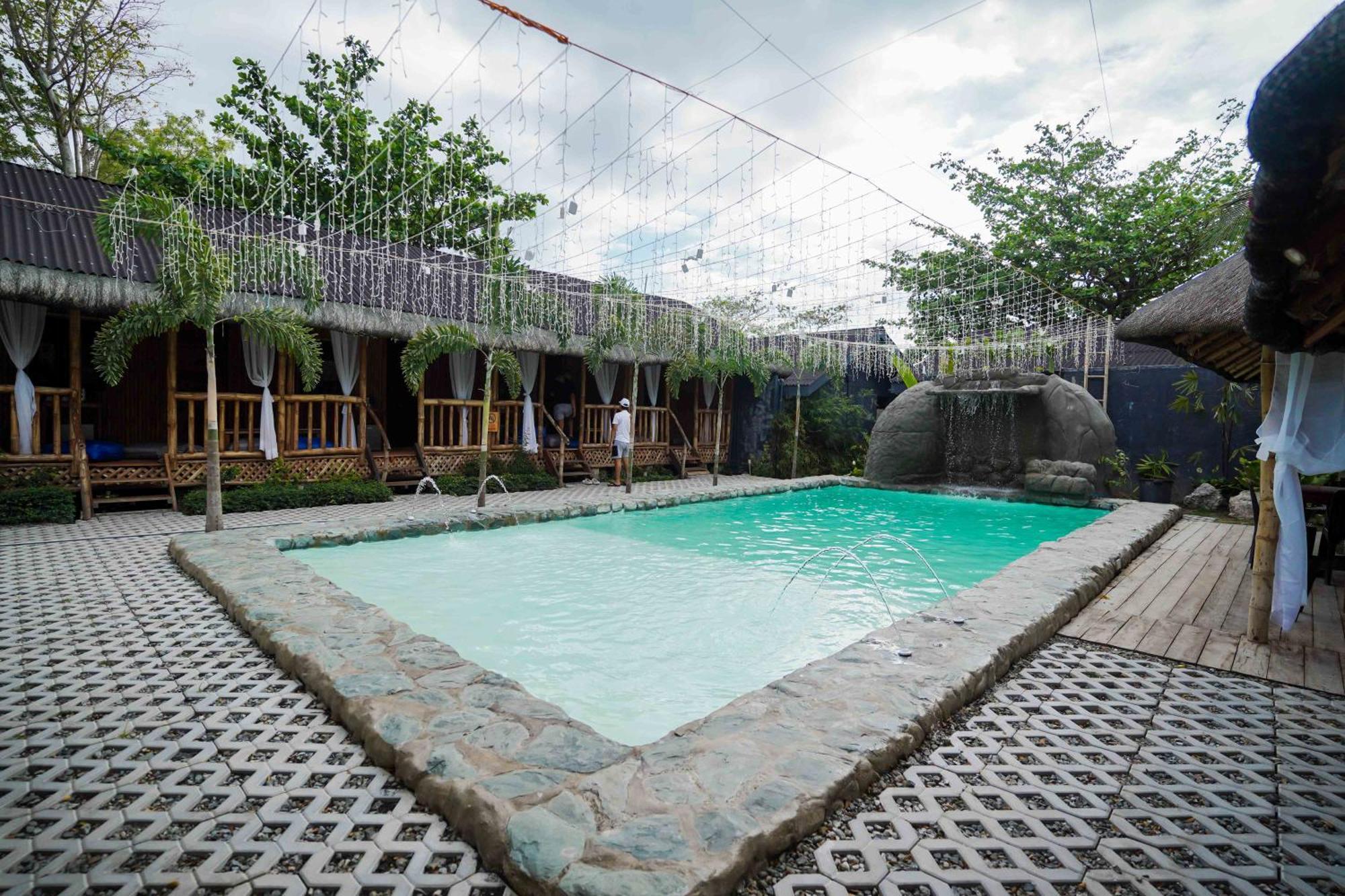 Marika Resort Badian Luaran gambar
