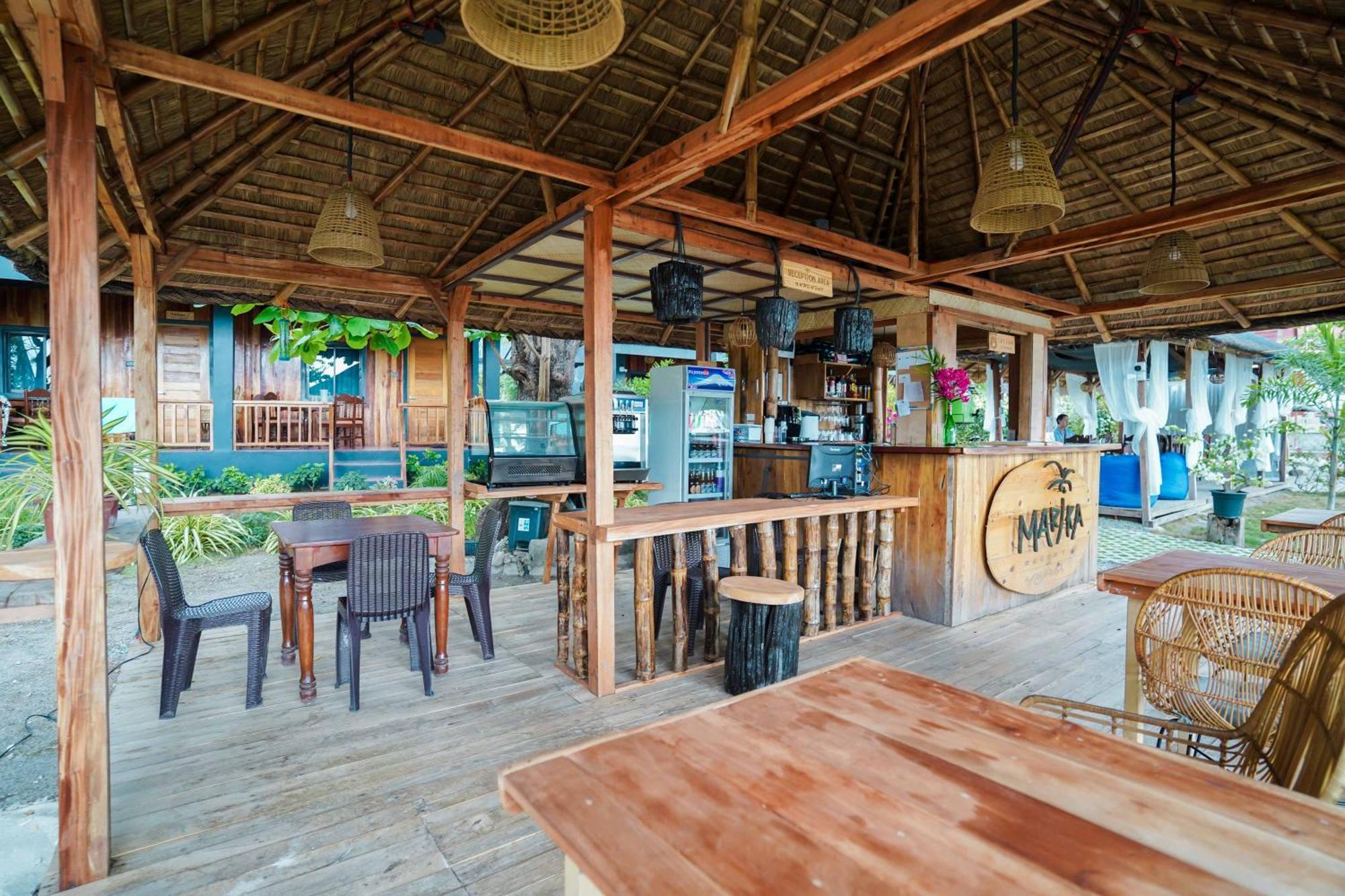 Marika Resort Badian Luaran gambar