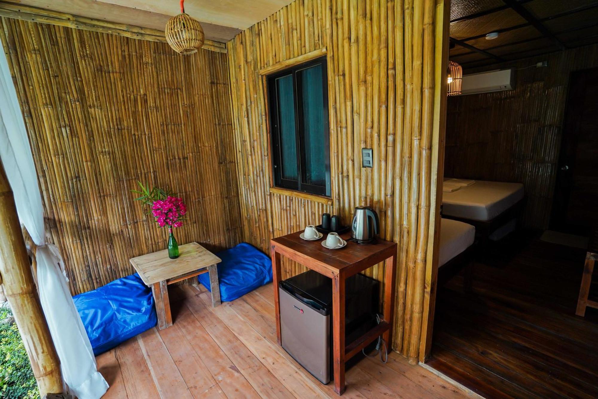 Marika Resort Badian Luaran gambar