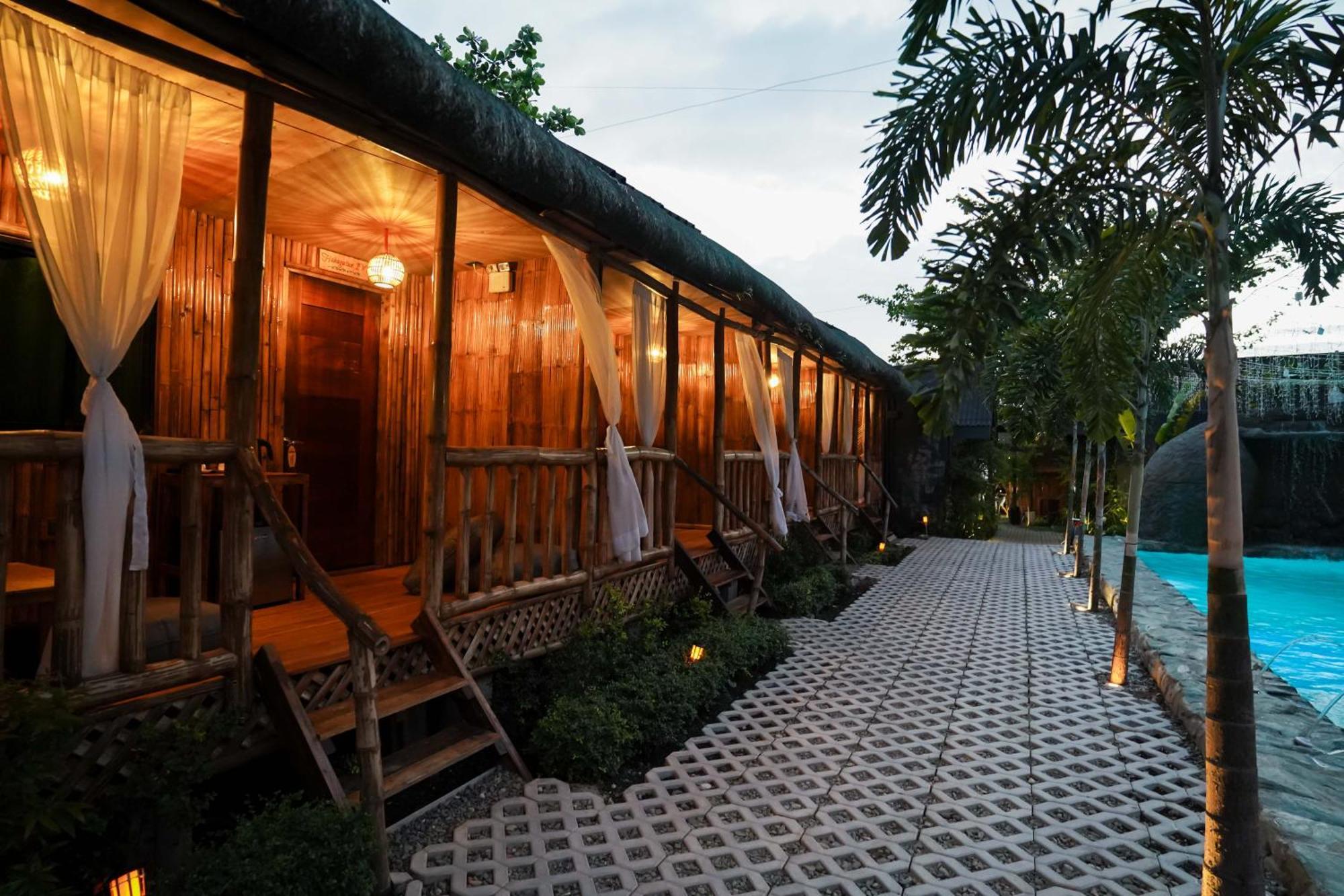 Marika Resort Badian Luaran gambar
