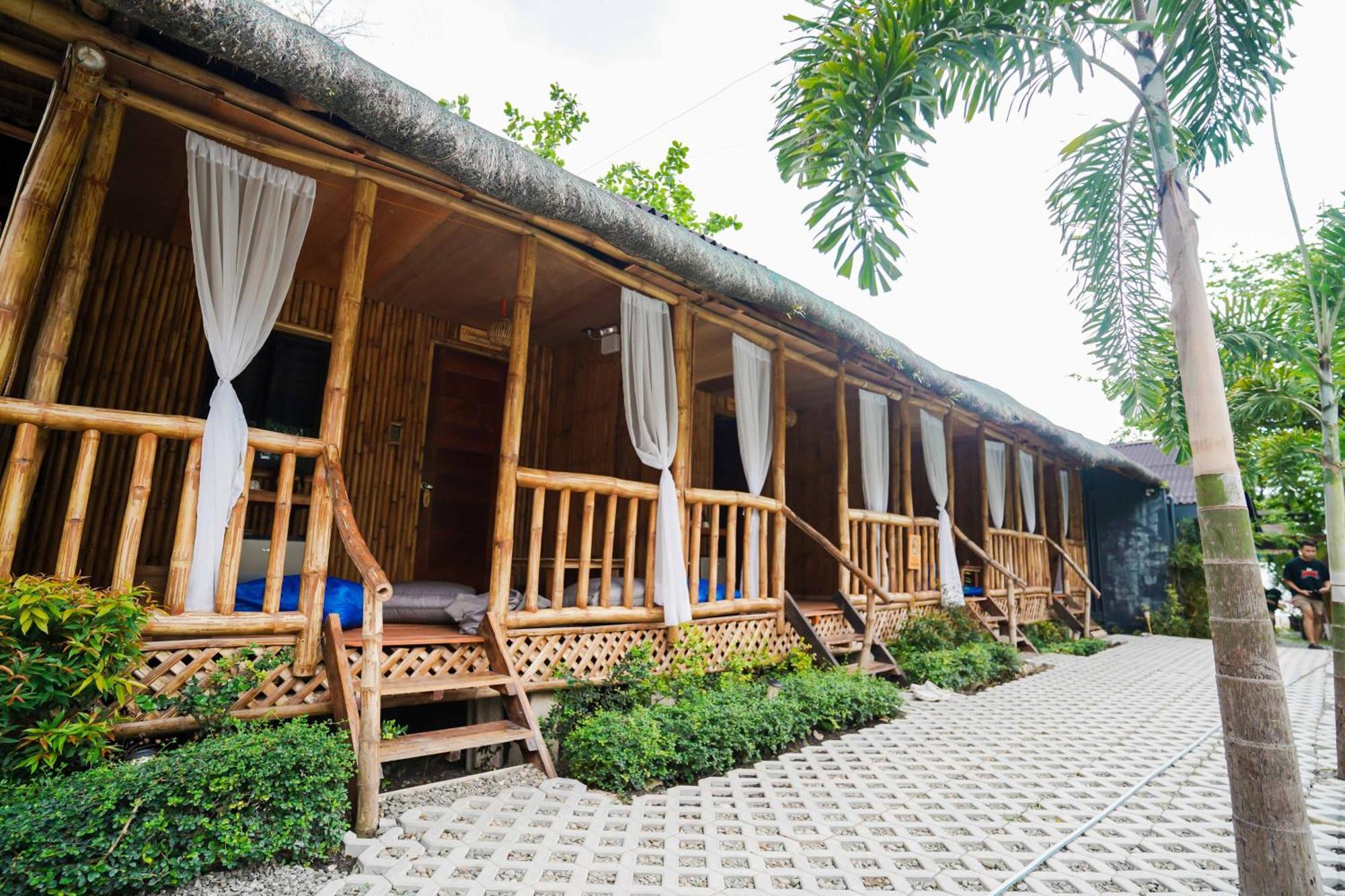 Marika Resort Badian Luaran gambar