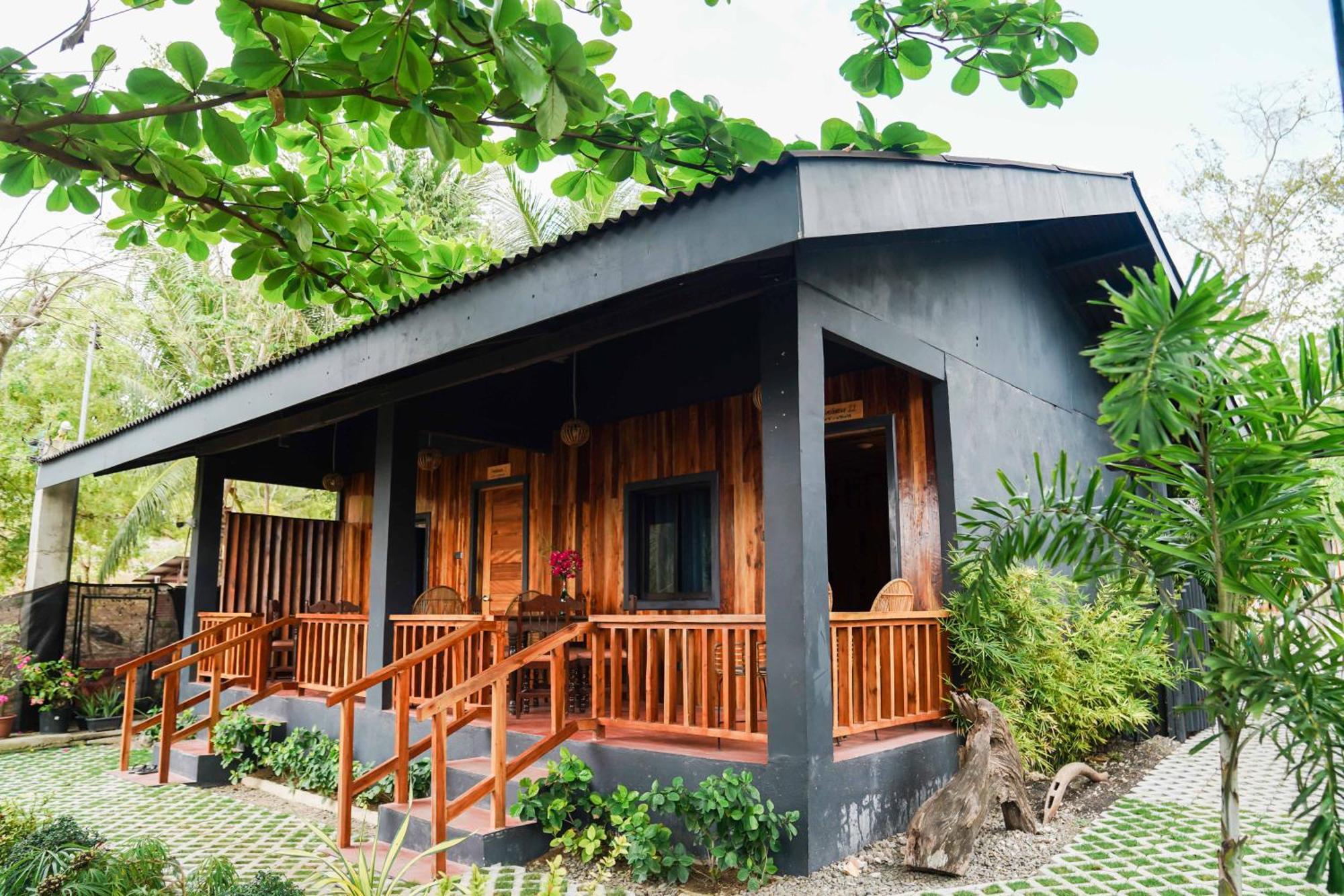 Marika Resort Badian Luaran gambar